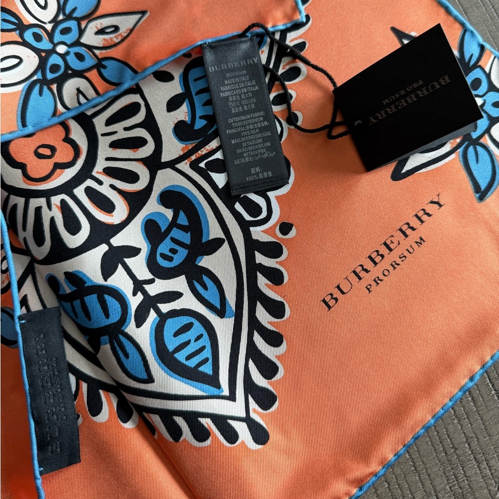 NWT Burberry Scarf Lucky Alhambra Flower Peach Turquoise Silk Wrap - Picture 11 of 16